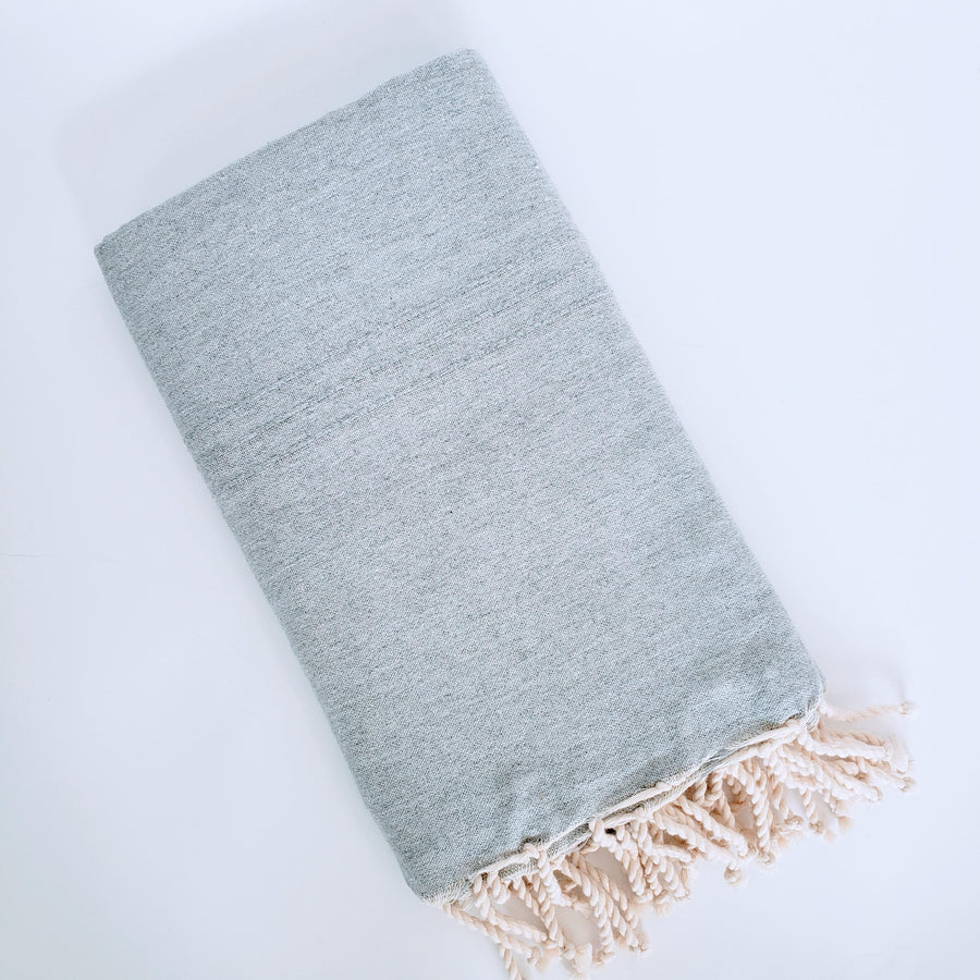  Lions Foot fog gray double sized towel